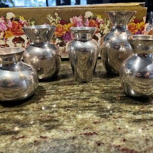 Set of 5 silver plate bud vases, size varies 2.5”-4”, new in box Two’s Company